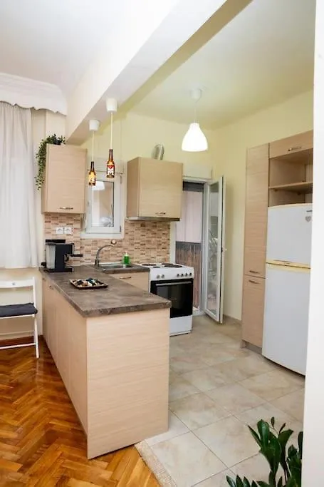 Cityscape Central Apartment Tessalónica